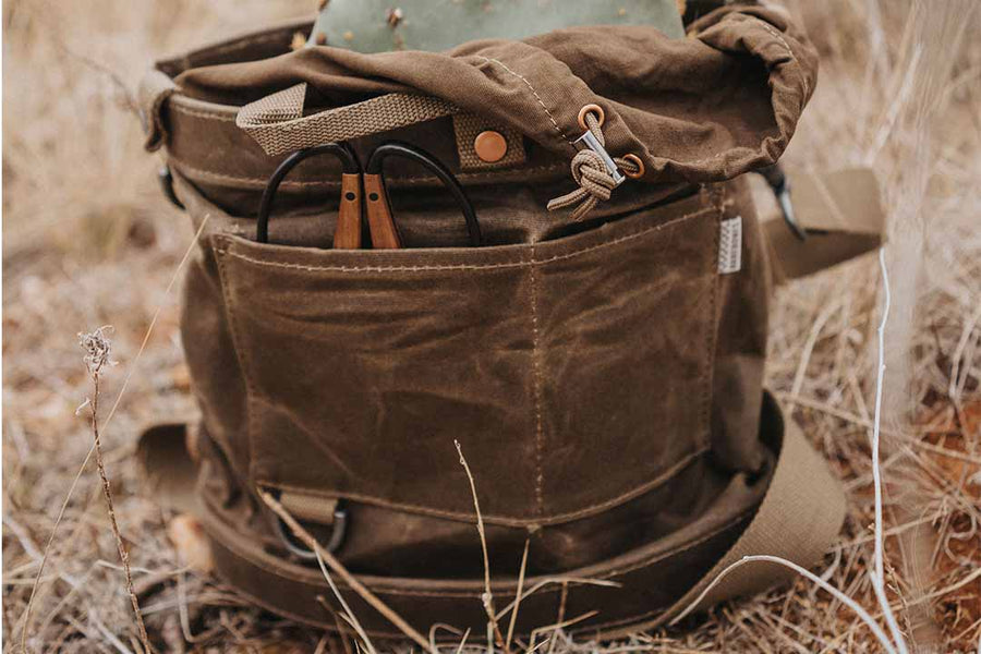 Foraging Bag (Dark Khaki)